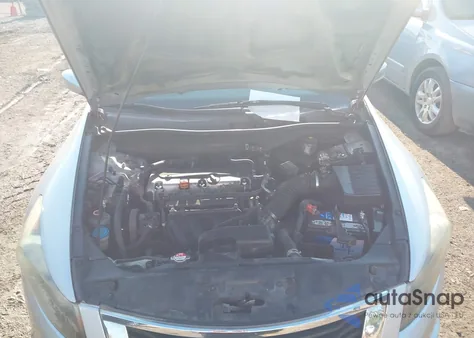 2010 Honda Accord 2.4 Lx z USA, uszkodzony, nr VIN 1HGCP2F34AA086206